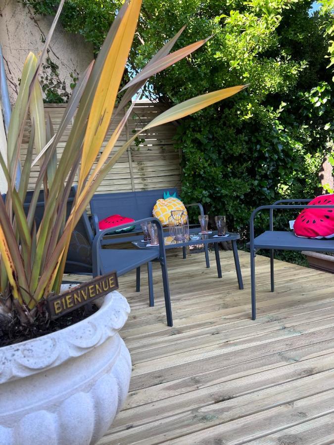 Charmante Maison Climatisee Avec Piscine Au Calme A Carcassone Kültér fotó